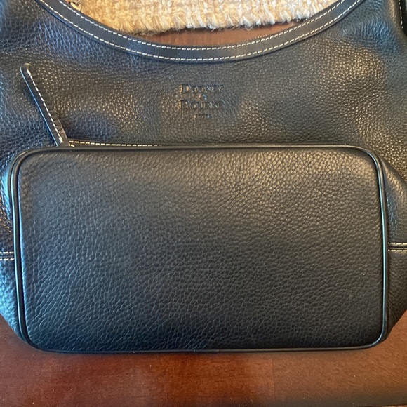 Dooney&Bourke - Picture 3 of 7